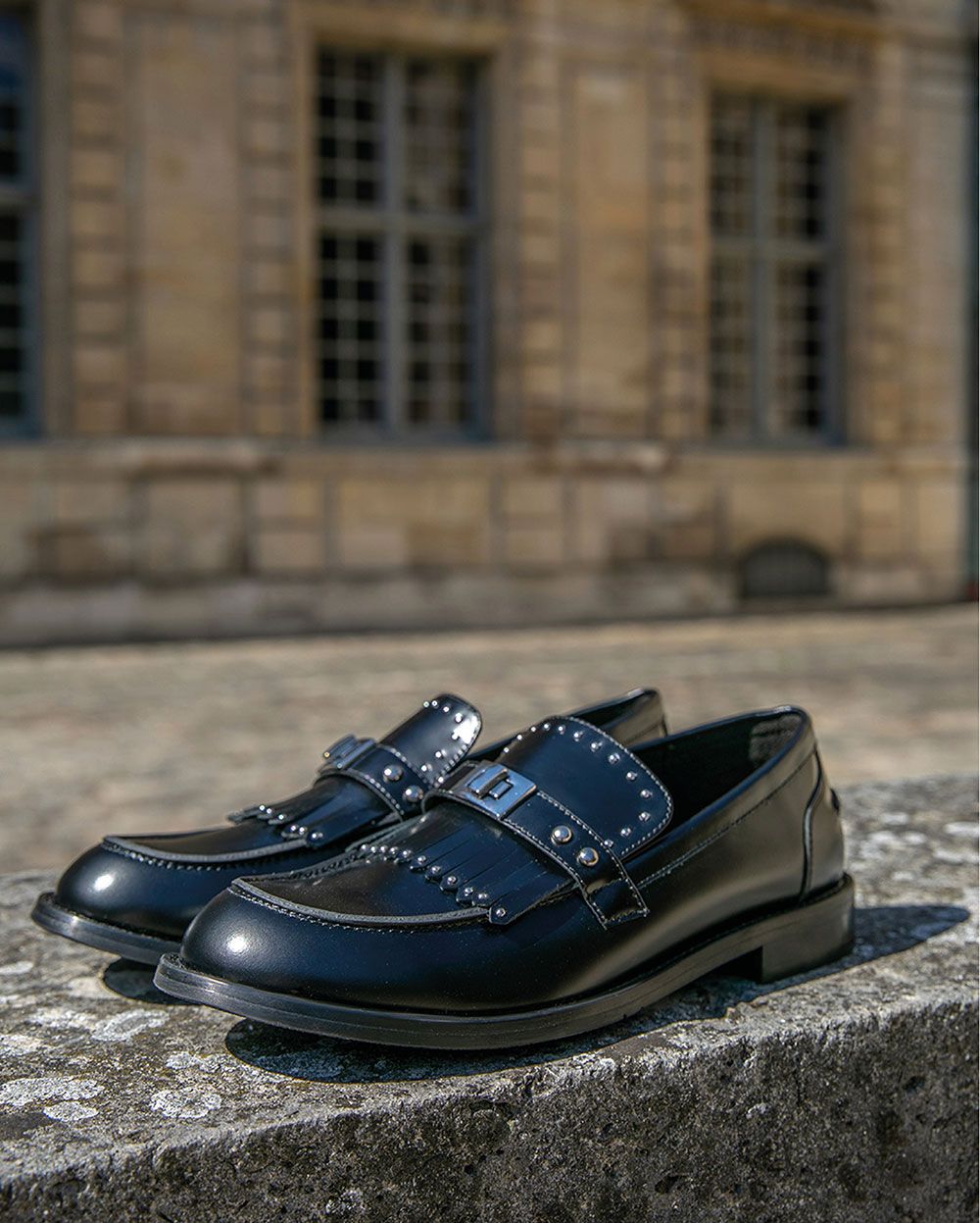 АРТИСТИЧНЫЕ